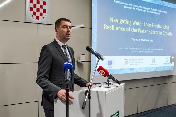 Slika /slike/Vijesti/2022/Ministar Filipović Završna konferencija.jpg